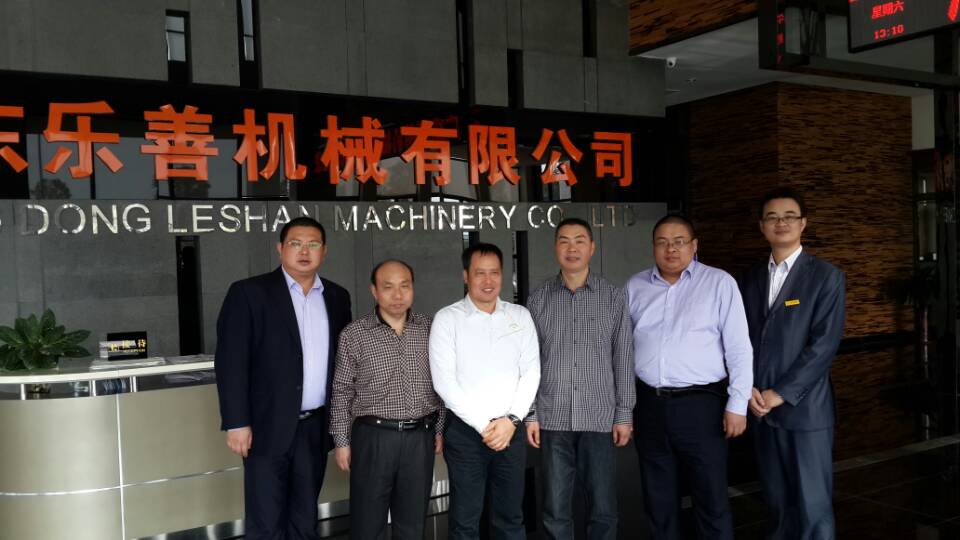 中沃實業(yè)高層來我司進行參觀交流 雙方進一步確定項目實施合作事宜