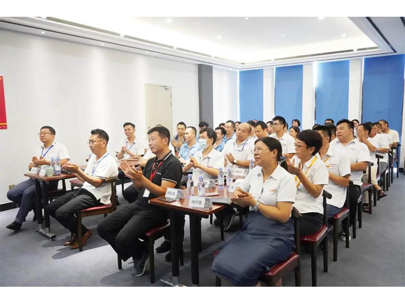 精益賦能樹標桿，階段總結(jié)再起航——維諾階段總結(jié)會議順利召開